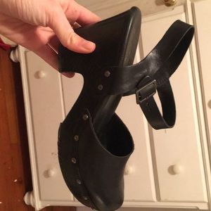 Korks by Kork ease black shoes